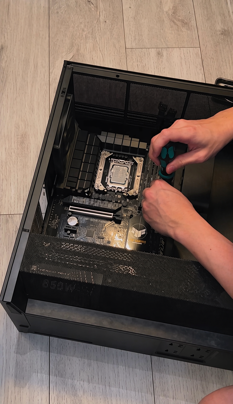 Onsite PC Repair Singapore: No Display Fixed Under Warranty Plus Motherboard Upgrade | Mansa Computers